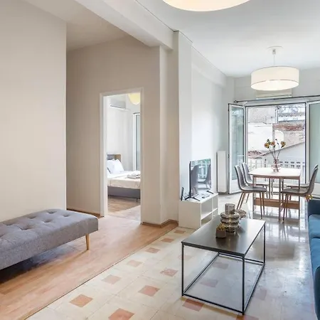 Apartment Modern And Spacious 2b
