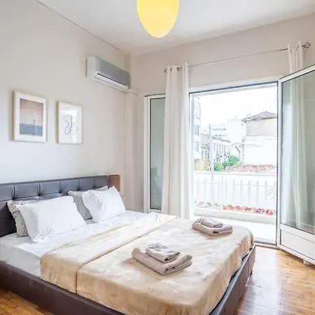 Apartment Modern And Spacious 2b
